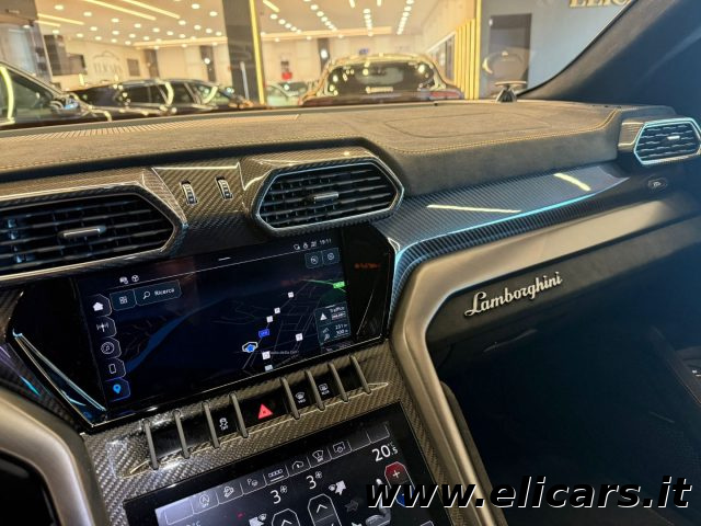 LAMBORGHINI Urus usata, con Lettore CD