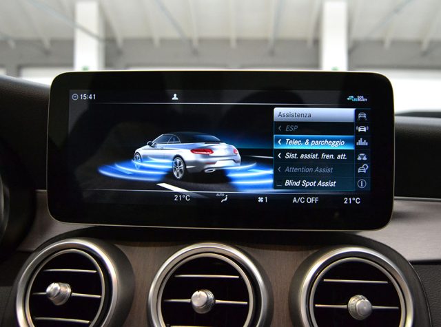 MERCEDES-BENZ C 200 usata, con Controllo automatico clima