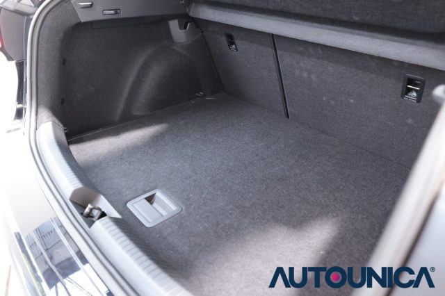 VOLKSWAGEN Taigo usata 51