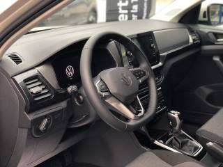 VOLKSWAGEN T-Cross usata, con Leve al volante