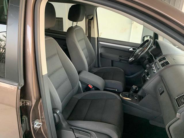 VOLKSWAGEN Touran usata 48