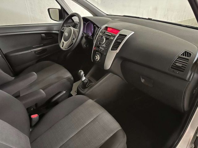 KIA Venga usata, con Autoradio