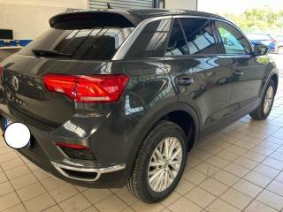 VOLKSWAGEN T-Roc usata, con Autoradio