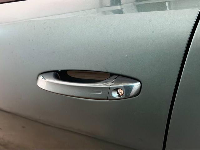PEUGEOT 308 usata, con Sensori di parcheggio posteriori