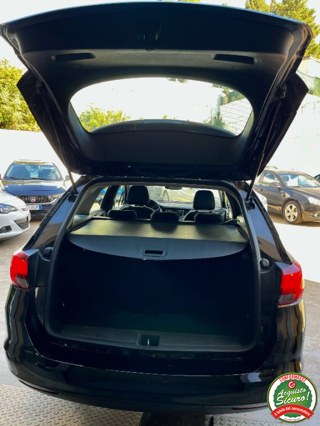 OPEL Astra usata, con Autoradio