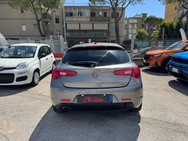 ALFA ROMEO Giulietta usata, con Autoradio
