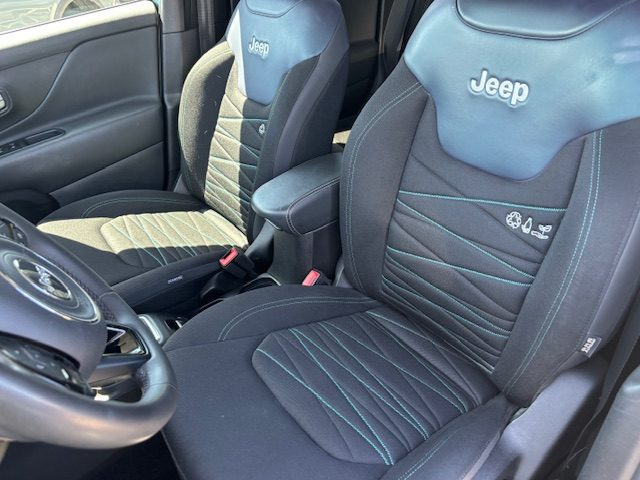 JEEP Renegade usata, con Sensori di parcheggio posteriori