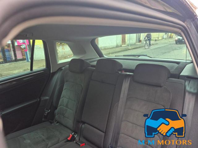 VOLKSWAGEN Tiguan usata, con Park Distance Control
