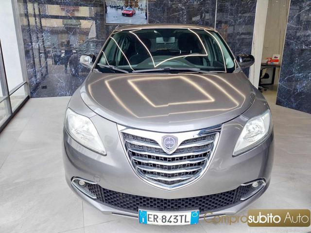 LANCIA Ypsilon usata, con ABS