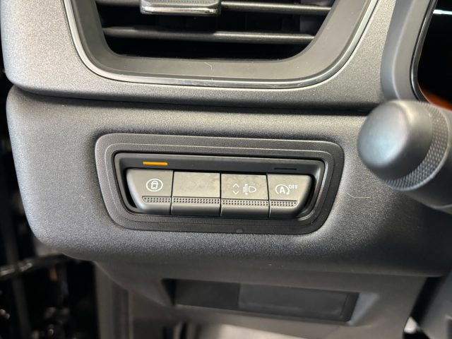 RENAULT Captur usata, con USB