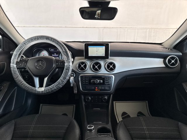 MERCEDES-BENZ GLA 200 usata, con Sospensioni pneumatiche