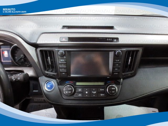 TOYOTA RAV 4 usata, con Autoradio