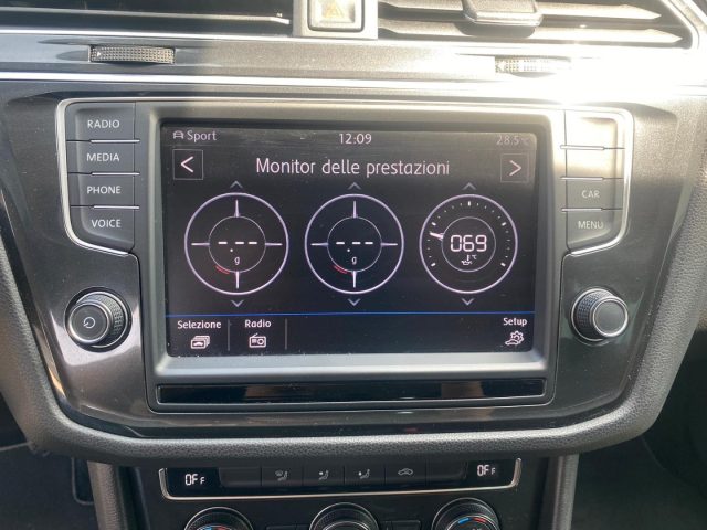 VOLKSWAGEN Tiguan usata, con Bracciolo