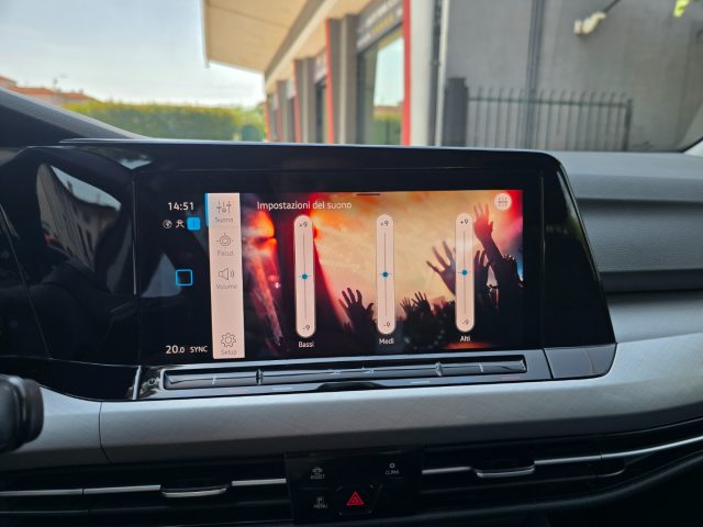 VOLKSWAGEN Golf usata, con Schermo multifunzione interamente digitale