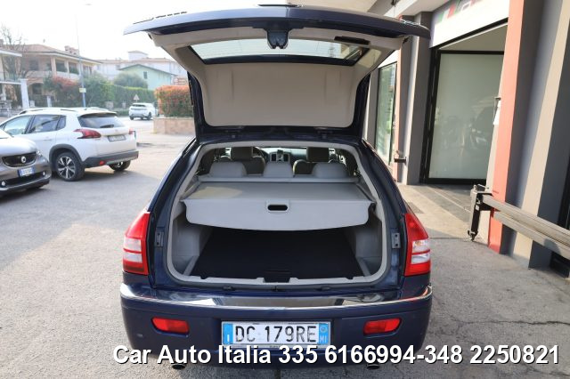 CHRYSLER 300C usata, con Climatizzatore