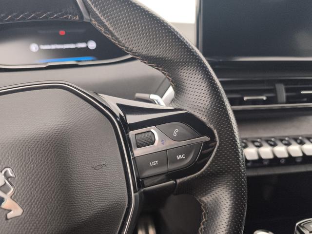PEUGEOT 3008 usata, con Regolazione elettrica sedili
