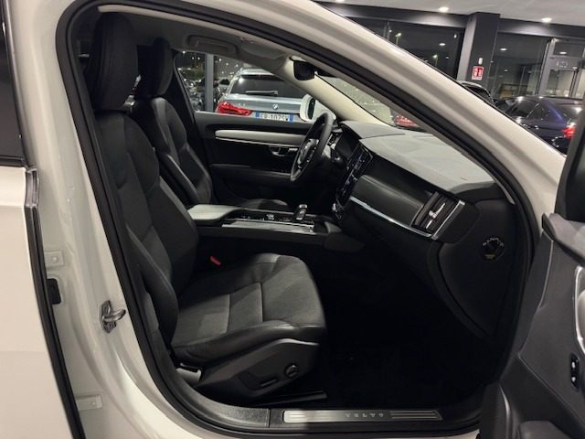 VOLVO V90 Cross Country usata, con Interni in pelle