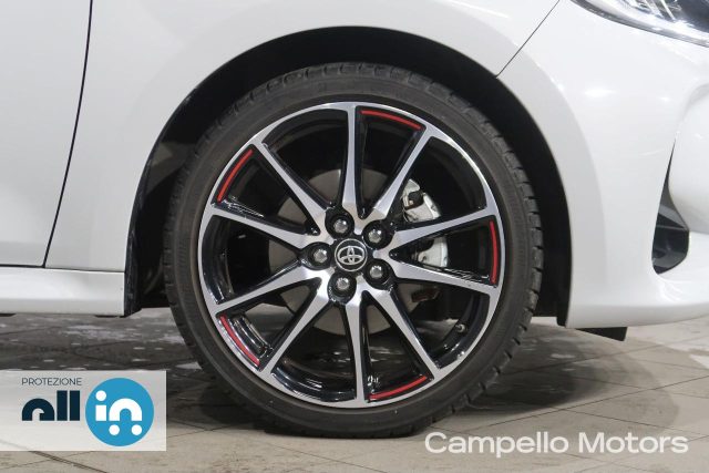 TOYOTA Yaris usata 16