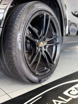 PORSCHE Cayenne usata, con Sensori di parcheggio posteriori