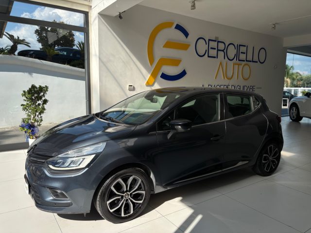 RENAULT Clio usata, con Autoradio
