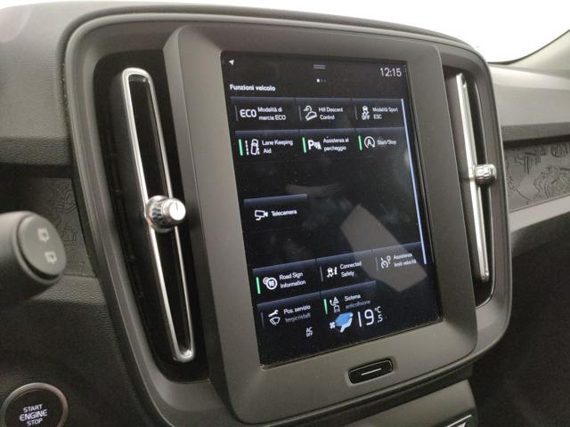 VOLVO XC40 usata, con Sistema di navigazione