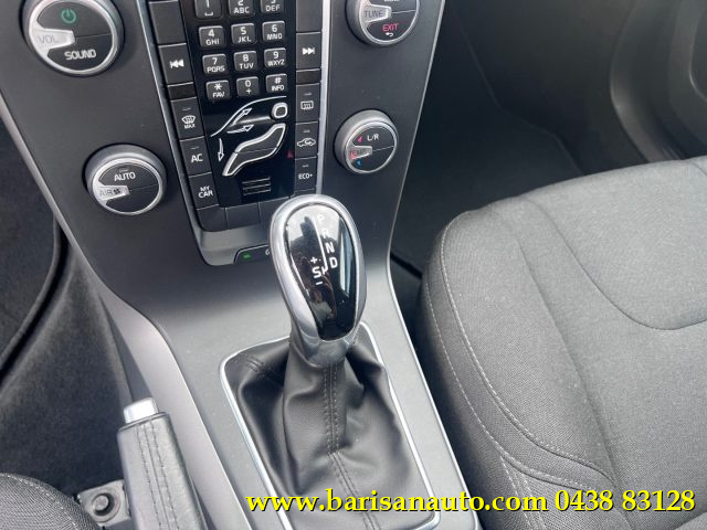 VOLVO V40 Cross Country usata, con ESP