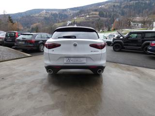 ALFA ROMEO Stelvio usata, con Autoradio
