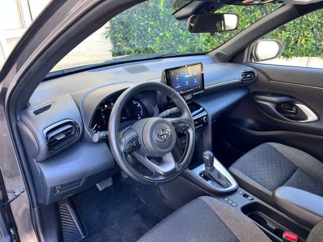 TOYOTA Yaris Cross usata 9