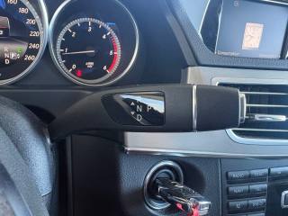 MERCEDES-BENZ E 200 usata, con Sensori di parcheggio posteriori