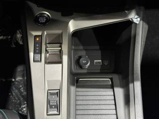 PEUGEOT 308 usata, con Telecamera per parcheggio assistito