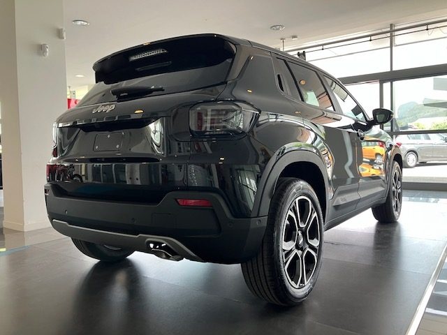 JEEP Avenger usata, con Autoradio