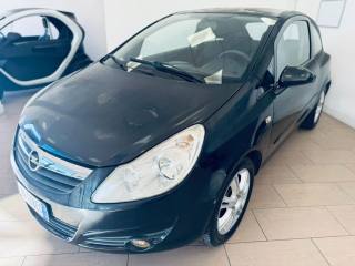 OPEL Corsa usata, con Airbag