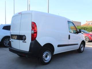 FIAT Doblo usata, con Alzacristalli elettrici