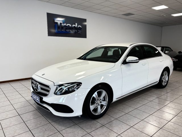 MERCEDES-BENZ E 200 usata, con Airbag