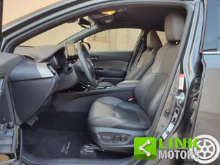 TOYOTA C-HR usata 21