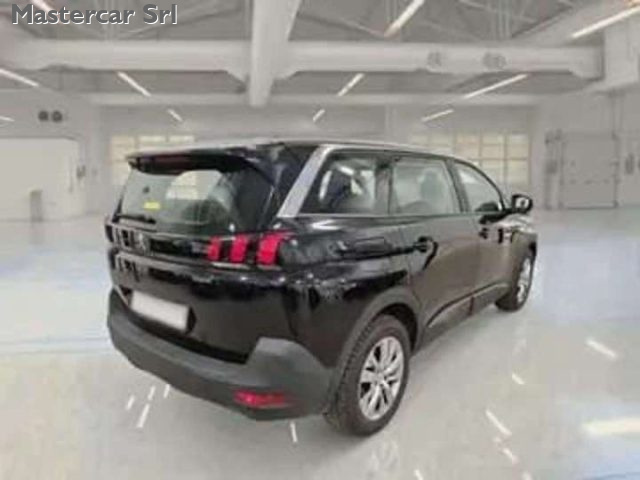 PEUGEOT 5008 usata, con Airbag Passeggero