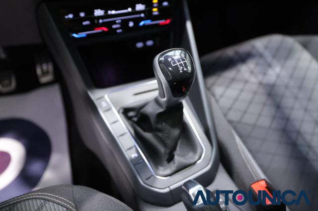 VOLKSWAGEN Taigo usata, con Volante multifunzione