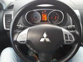 MITSUBISHI Outlander usata, con Controllo automatico clima