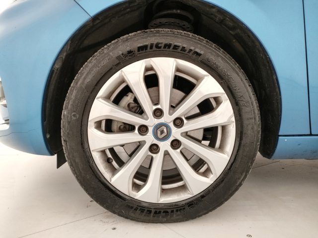RENAULT ZOE usata, con Fari LED