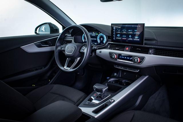 AUDI A4 usata, con Airbag laterali