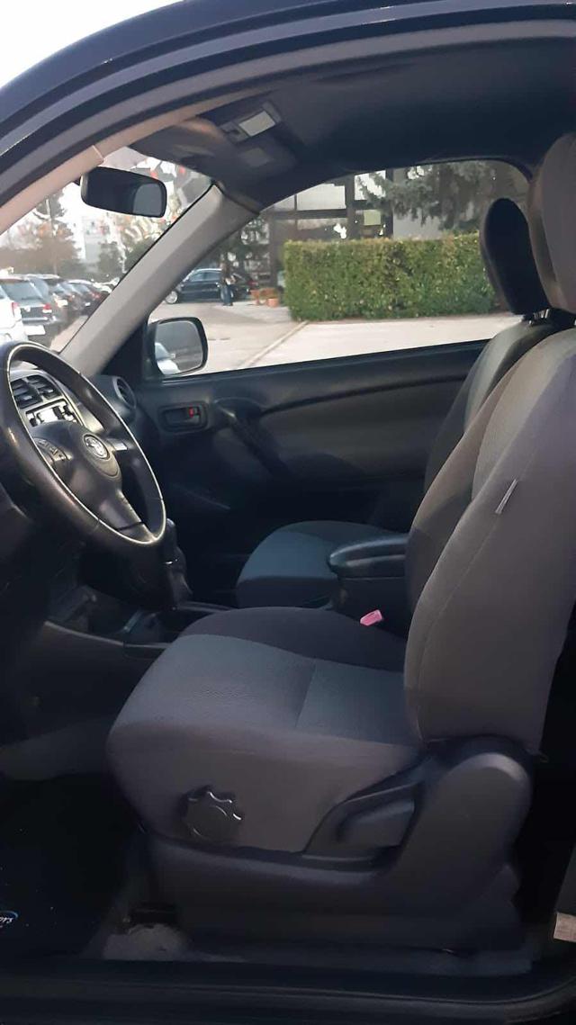 TOYOTA RAV 4 MY23 usata, con Controllo automatico clima