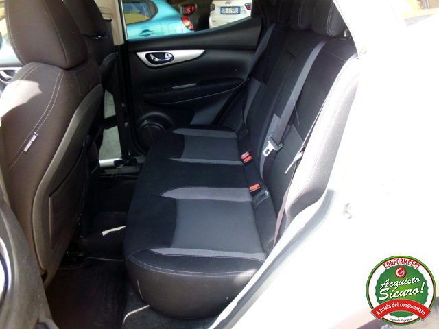 NISSAN Qashqai usata, con Controllo automatico clima