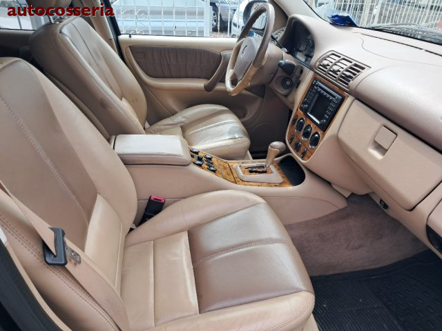 MERCEDES-BENZ ML 270 usata, con Boardcomputer