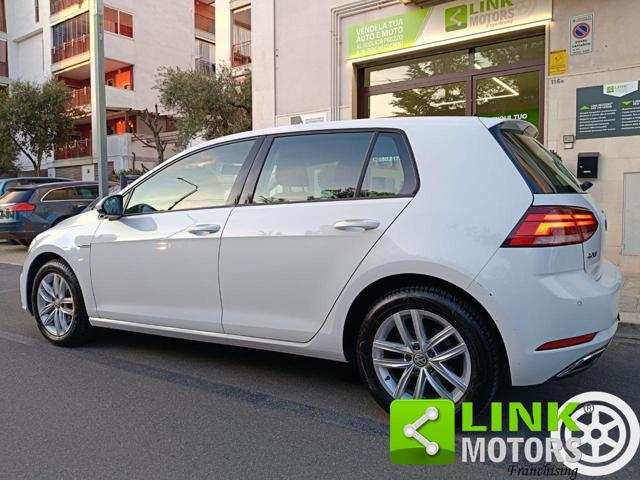 VOLKSWAGEN Golf usata, con Specchietto retrovisore con funzione antiabbagliamento