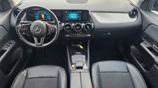 MERCEDES-BENZ GLA 200 usata, con Fari LED