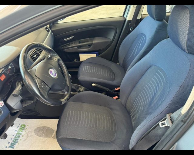 FIAT Grande Punto usata, con Sedile posteriore sdoppiato