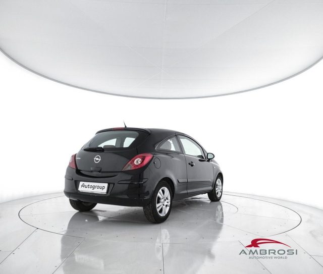 OPEL Corsa usata 2