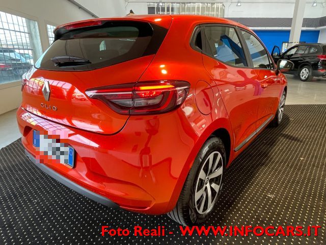 RENAULT Clio usata, con Airbag