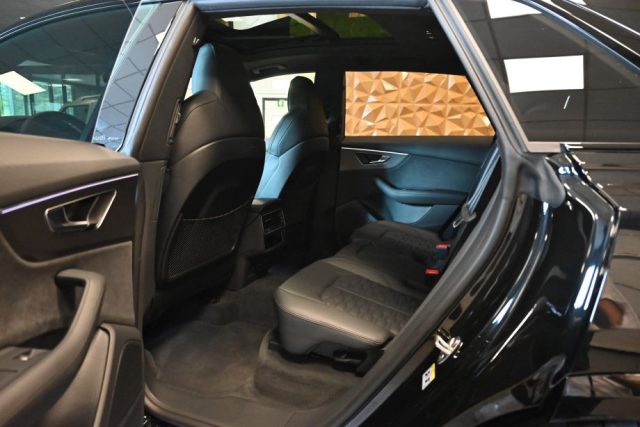 AUDI RS Q8 usata 26