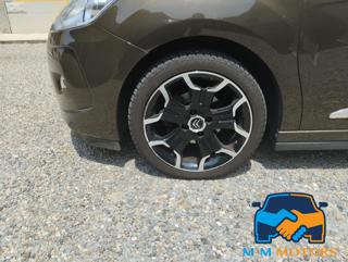 DS AUTOMOBILES DS 3 usata, con Chiusura centralizzata